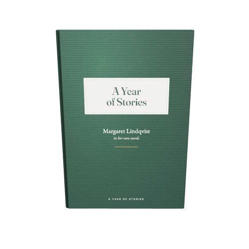 A Year of Stories hardcover in 3D: turn it to see every side